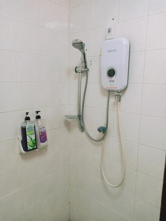 Taina'S Home Sukhumvit Бангкок Екстер'єр фото